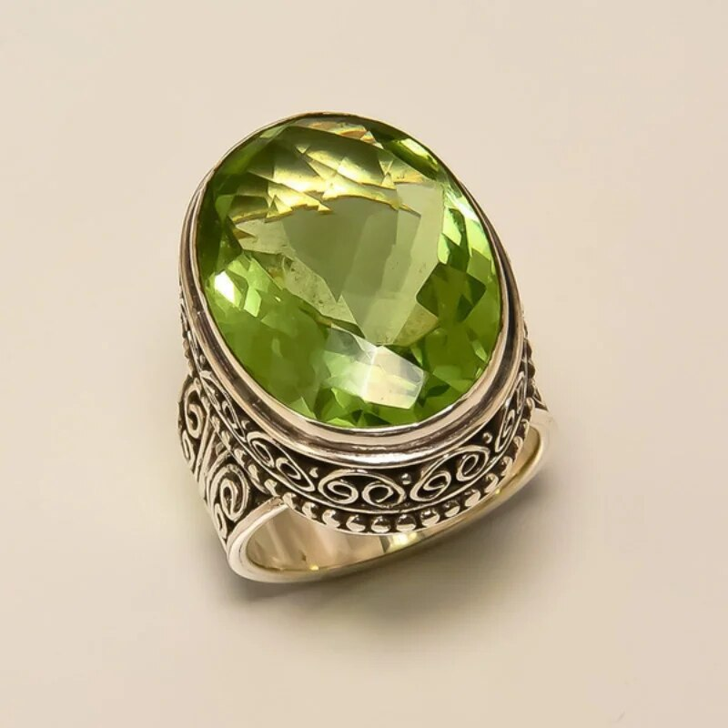 Vintage oliven krystalring